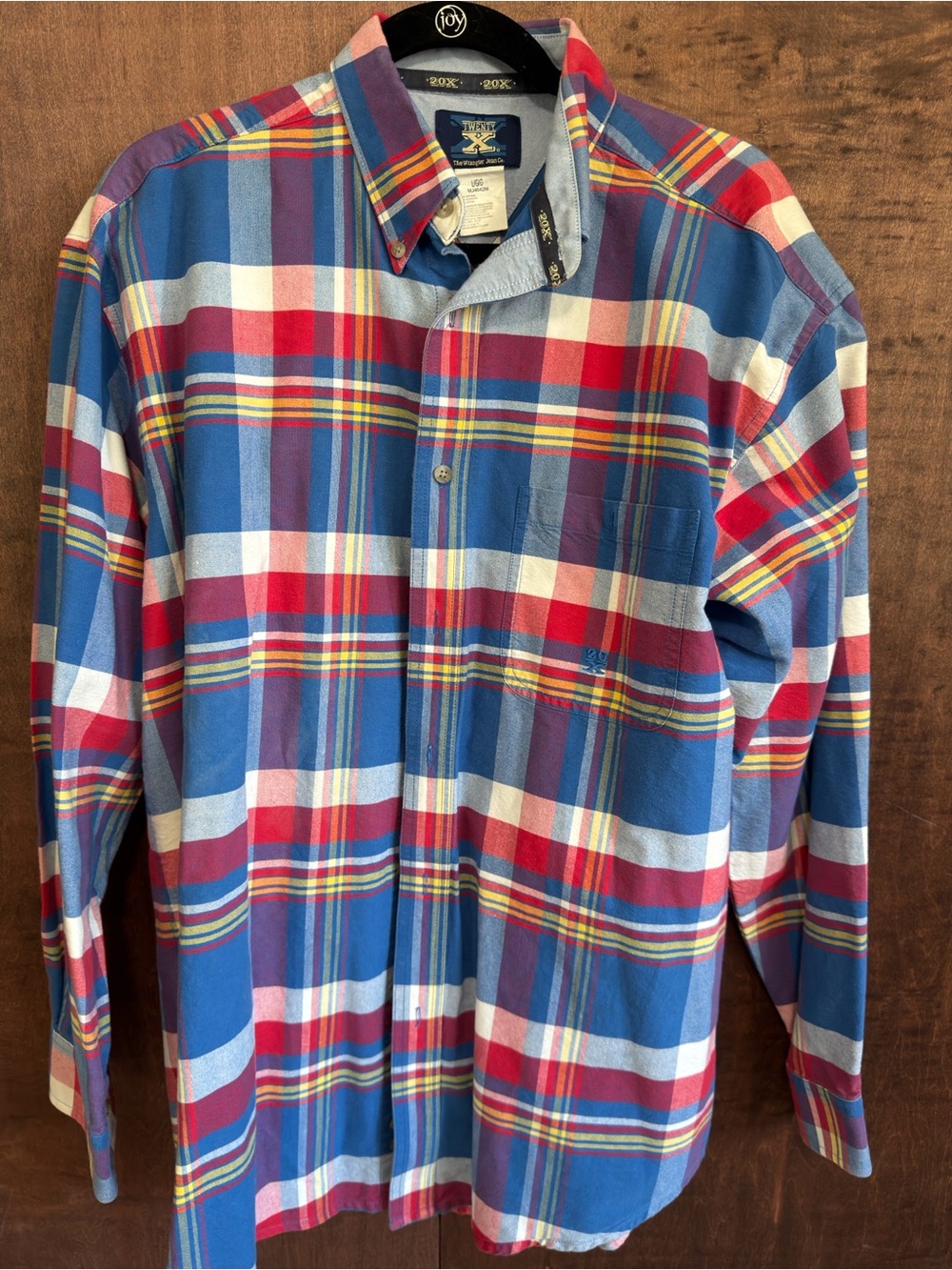 Wrangler 20X bold red, blue, and yellow plaid long.-. sleeve (1024)
